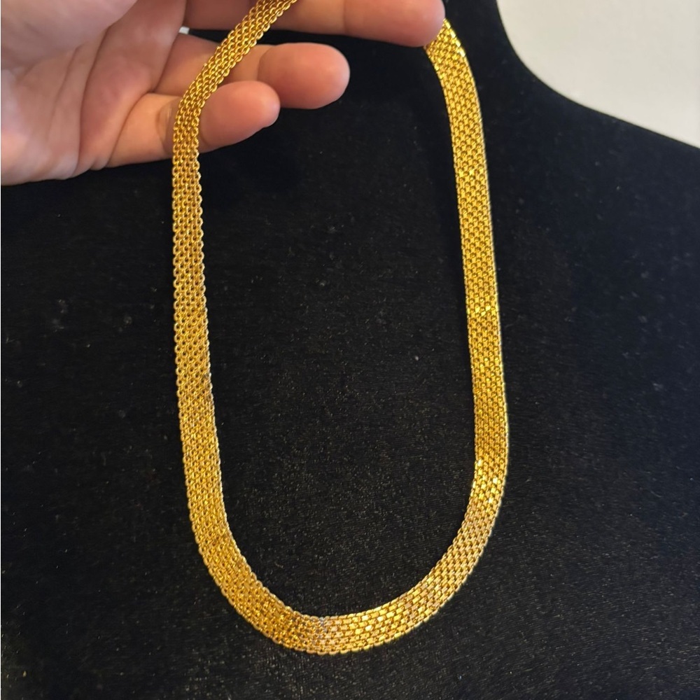 Luxurious Gold Mesh Necklace
